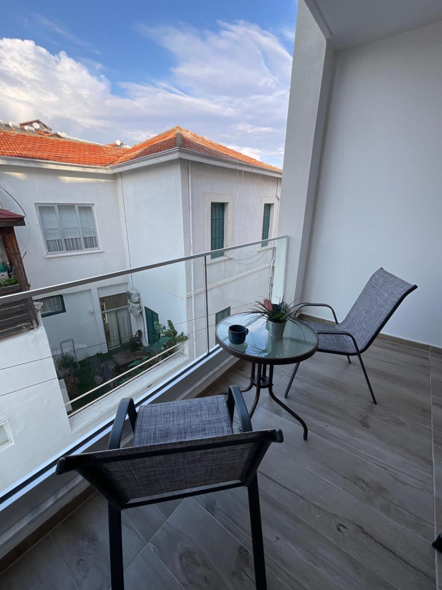 Le Voyageur Apartment Larnaca Exterior photo