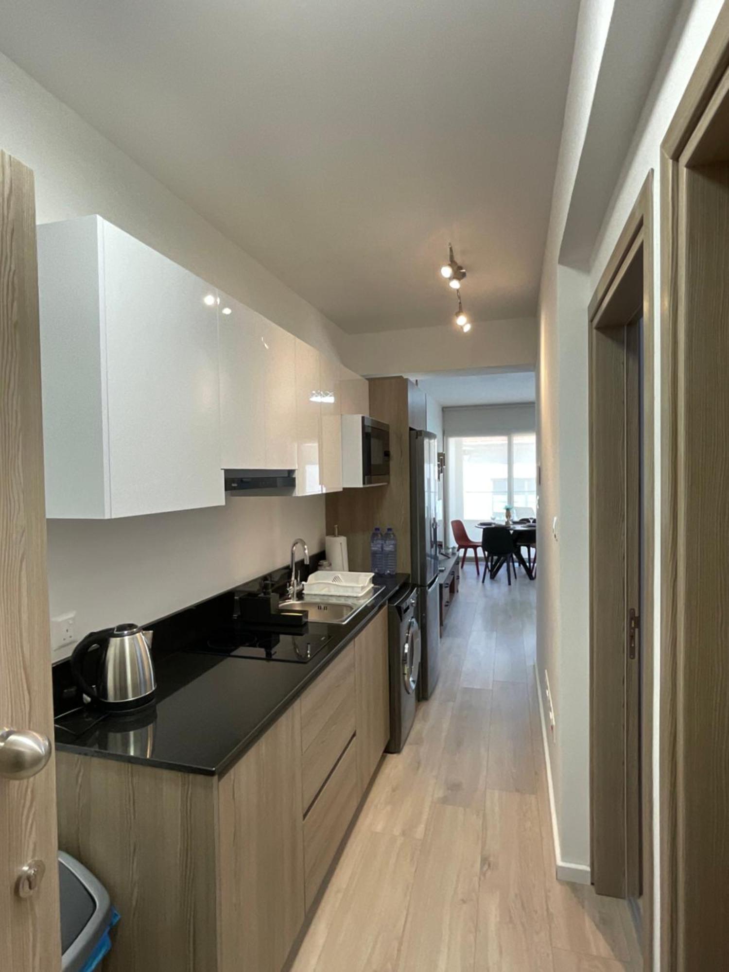 Le Voyageur Apartment Larnaca Exterior photo